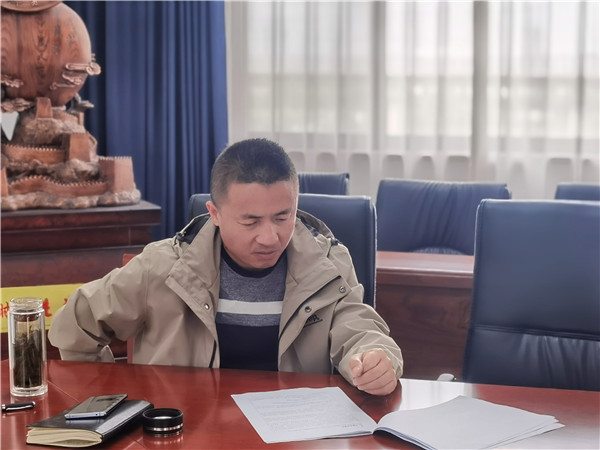 9dd28144762e4c1bbb614d957d8eb371.jpg 9dd28144762e4c1bbb614d957d8eb371.jpg