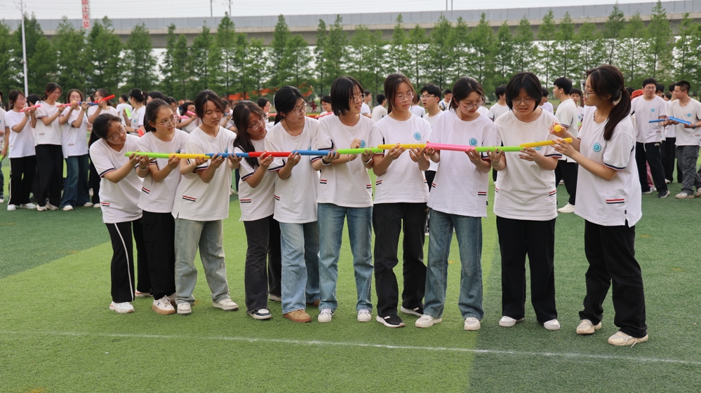 5cedb9bd00ef4b2b93c576a13d844edb.jpg